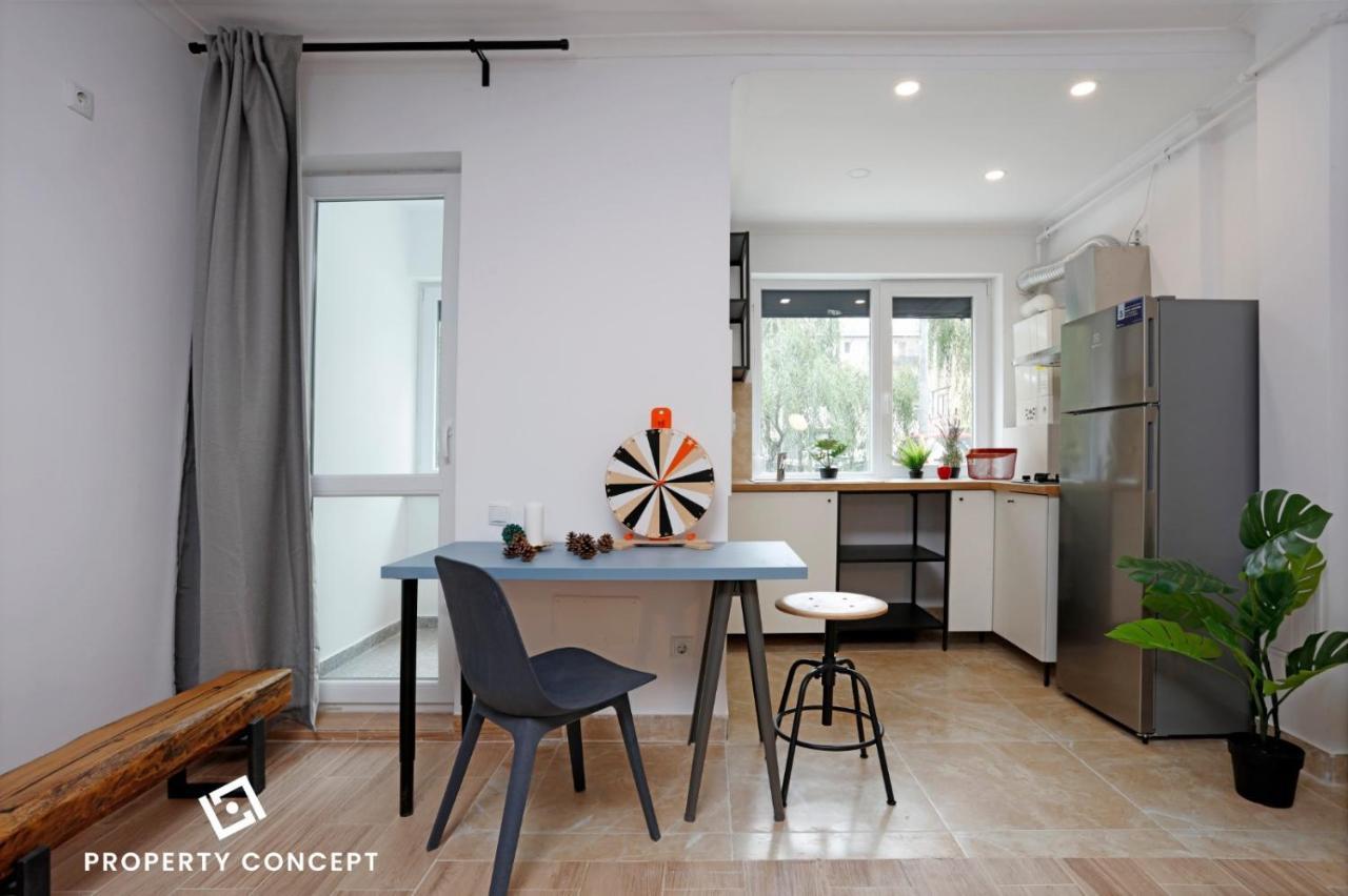 Avangarde Concept Studio Roşu المظهر الخارجي الصورة